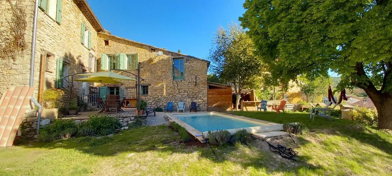 Bed & Breakfast Chambre Du Tilleul - Charme, Confort Et Piscine Sigonce